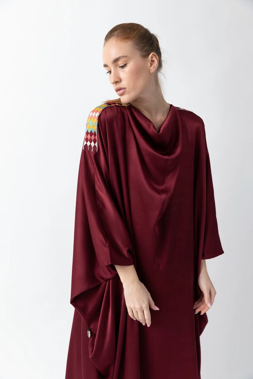 Sadu Art Inspired Embroidery Maroon Pure Silk Abaya WV2221