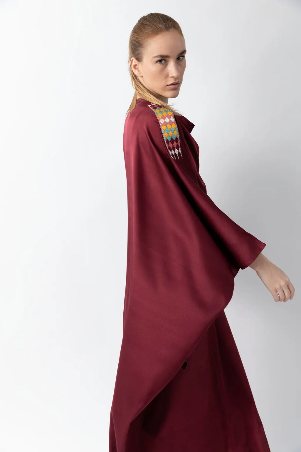Sadu Art Inspired Embroidery Maroon Pure Silk Abaya WV2221